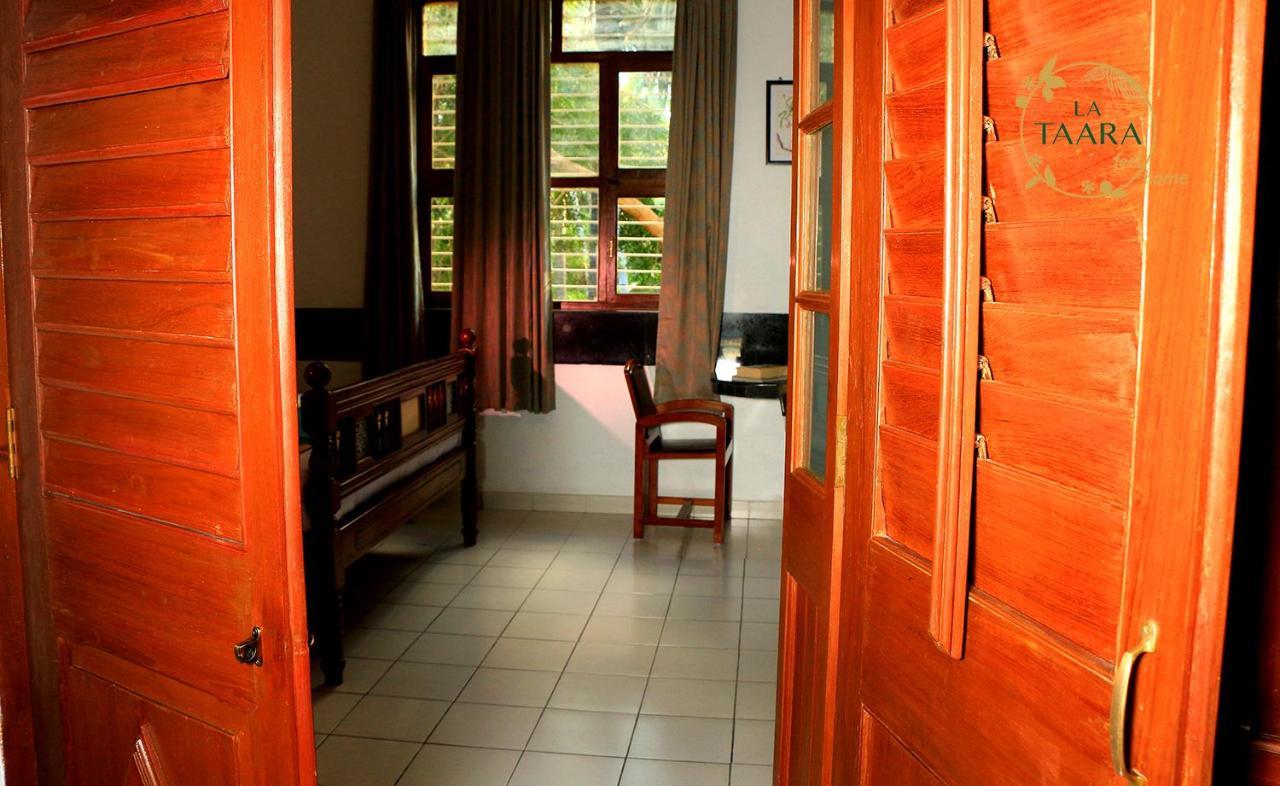 La Taara Hotel Auroville Exterior photo